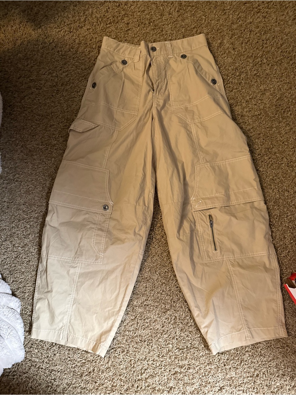 BDG Wide-Leg Cargo Pants in Tan